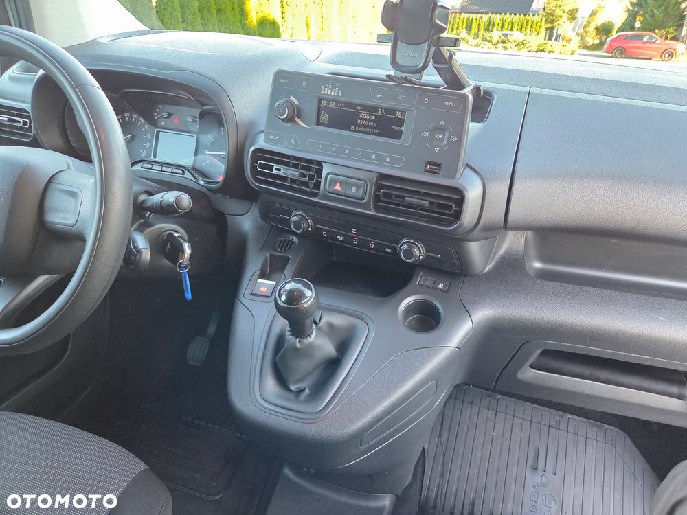 Toyota Proace City - 25
