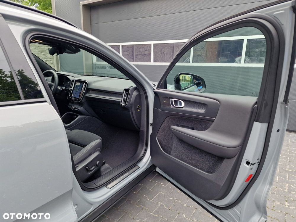 Volvo XC 40 - 29