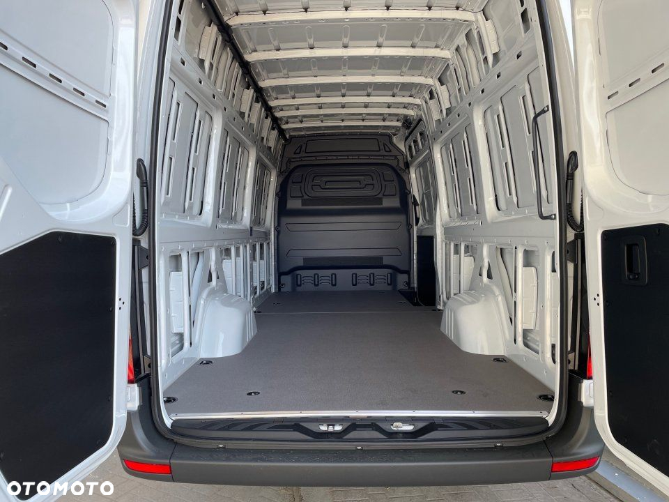 Mercedes-Benz Sprinter - 3