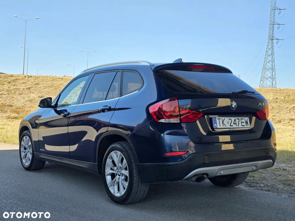 BMW X1 xDrive18d - 8