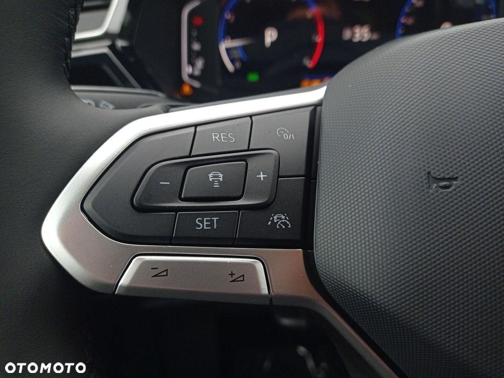 Volkswagen Touran 1.5 TSI EVO Highline DSG - 25