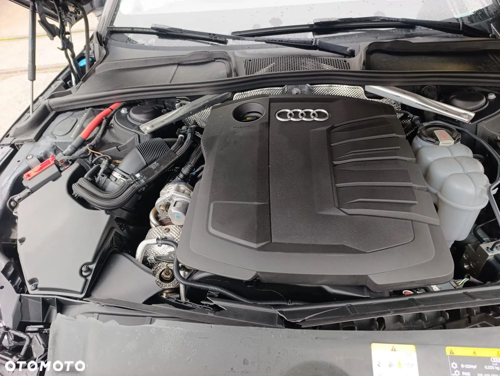 Audi A4 Avant 40 TDI quattro S tronic - 8