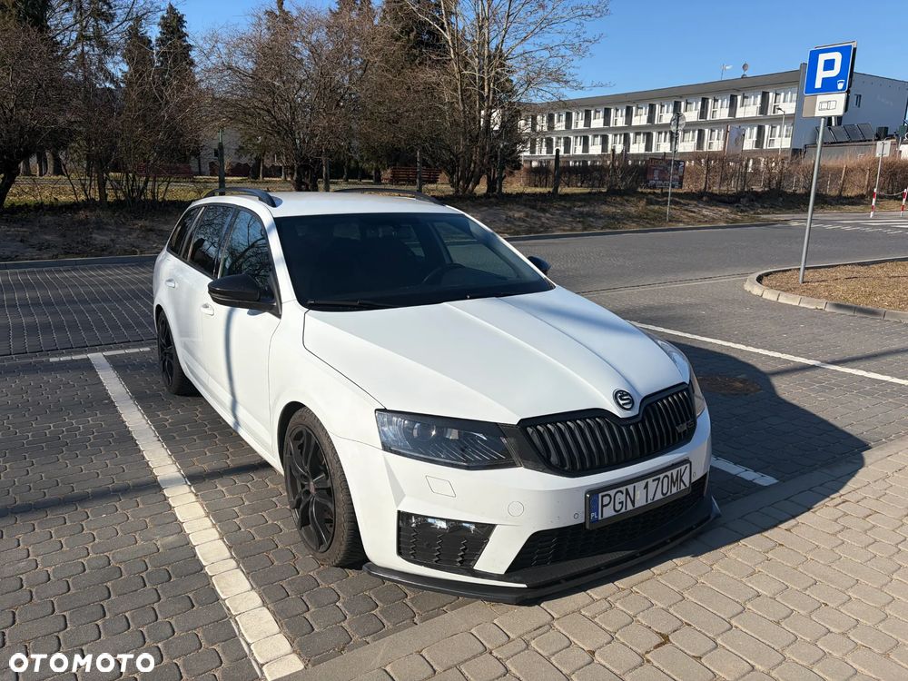 Skoda Octavia 2.0 TDI DSG RS - 1