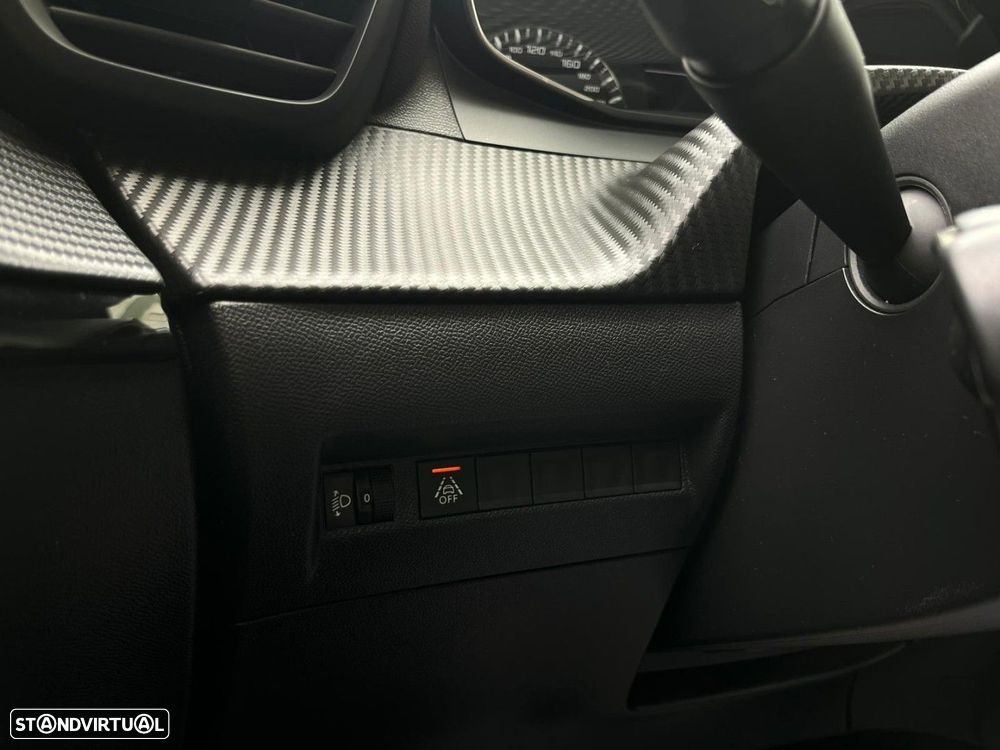 Peugeot 208 1.2 PureTech Active - 20