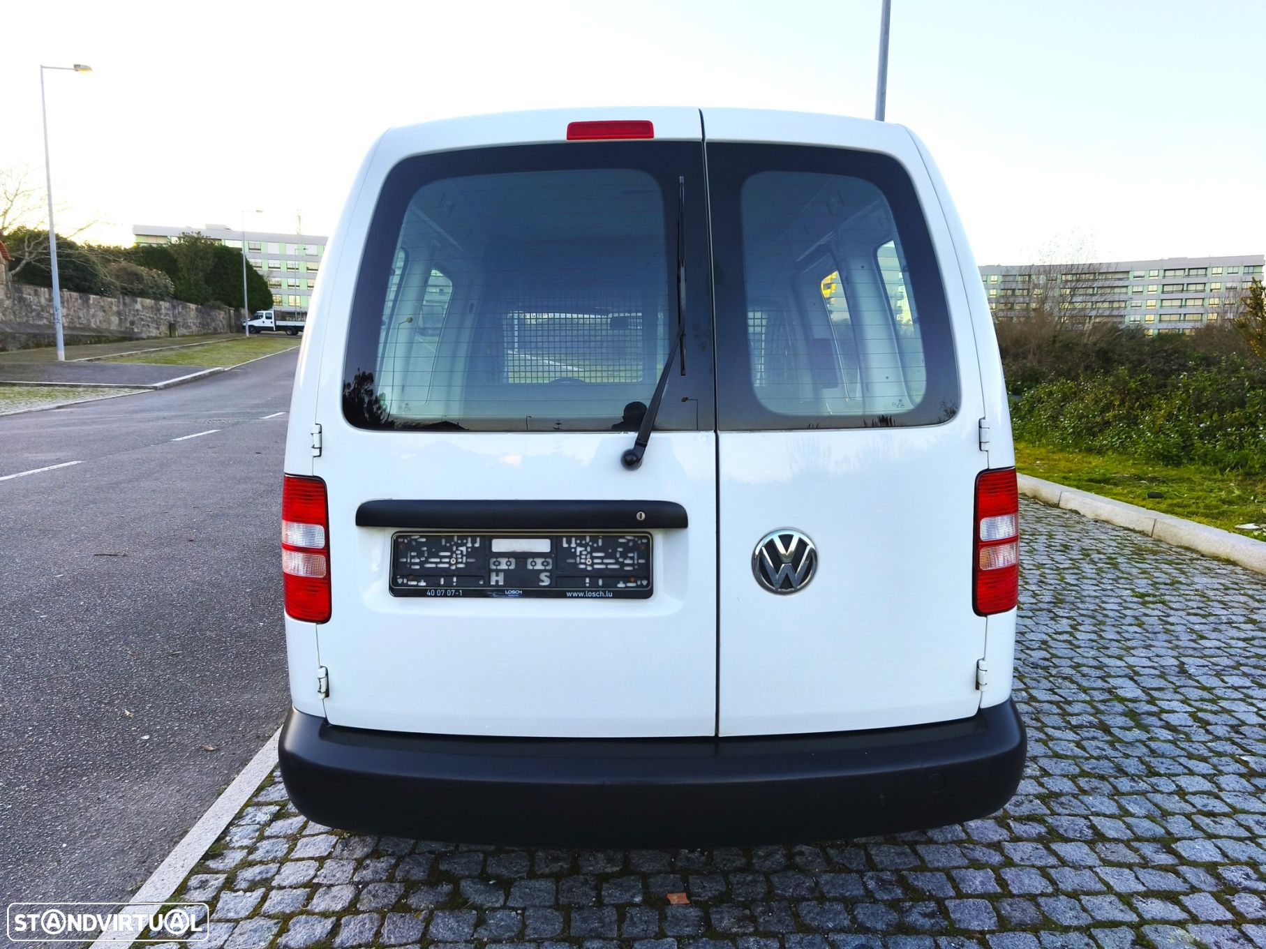 VW Caddy 1.6 TDi Entry - 12