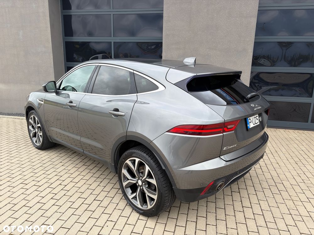 Jaguar E-Pace - 8