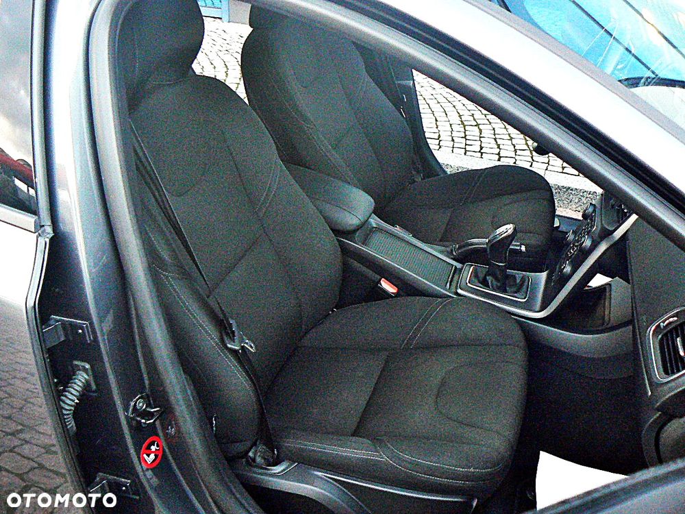 Volvo V40 CC D2 Kinetic - 25