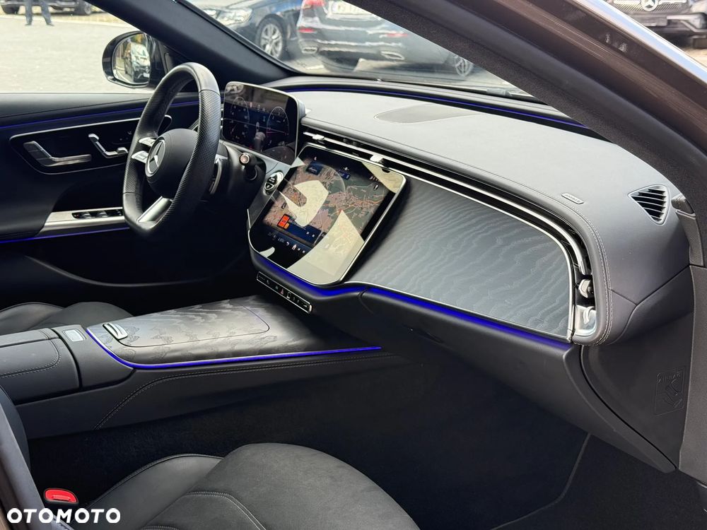 Mercedes-Benz Klasa E 220 d 9G-TRONIC Edition AMG Line - 19