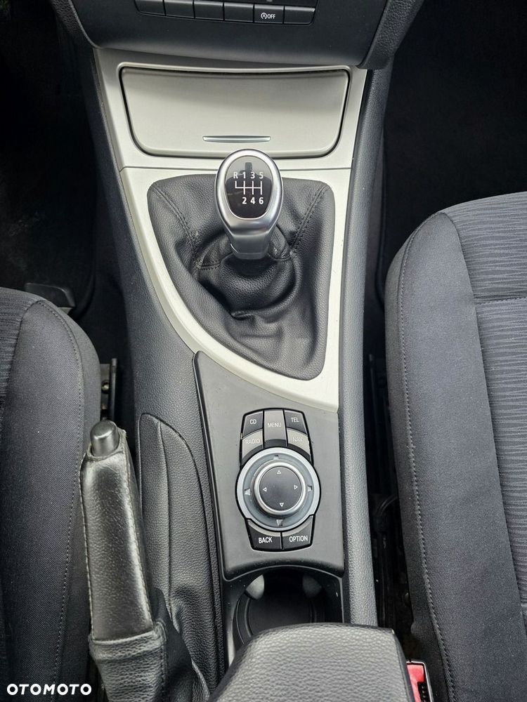 BMW Seria 1 118d - 20