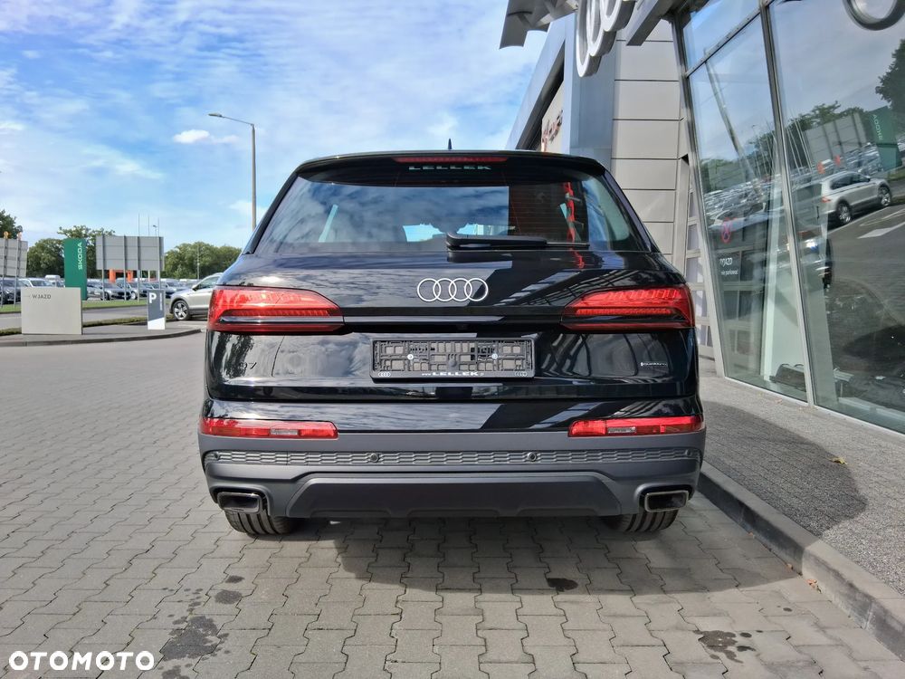 Audi Q7 - 4