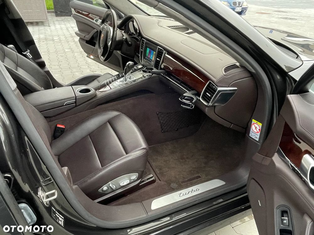 Porsche Panamera Turbo Executive PDK - 15