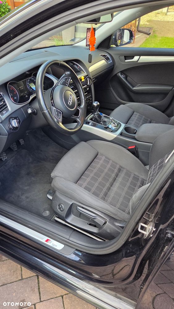 Audi A4 Avant 2.0 TDI - 13