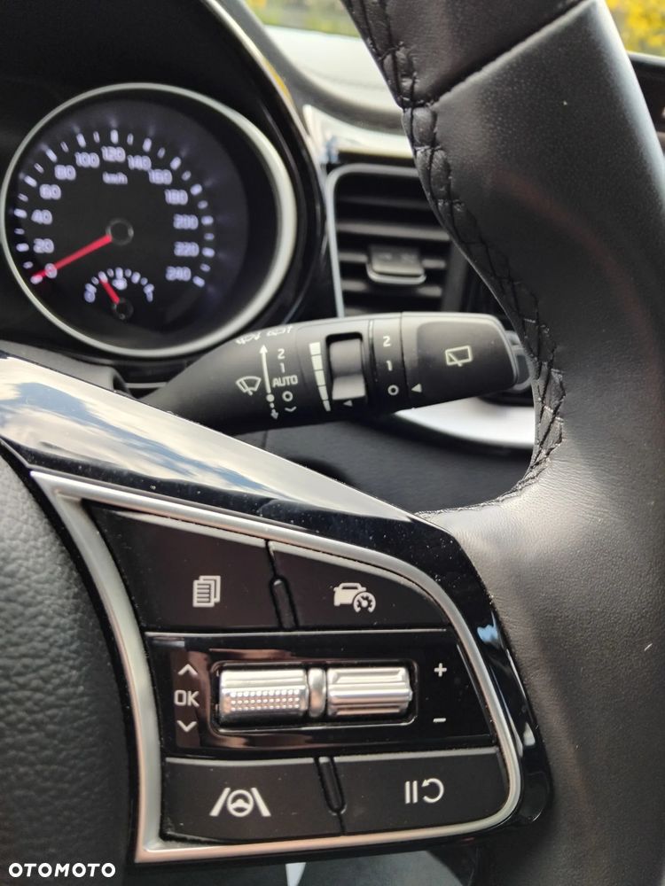 Kia Ceed 1.5 T-GDI Business Line - 10