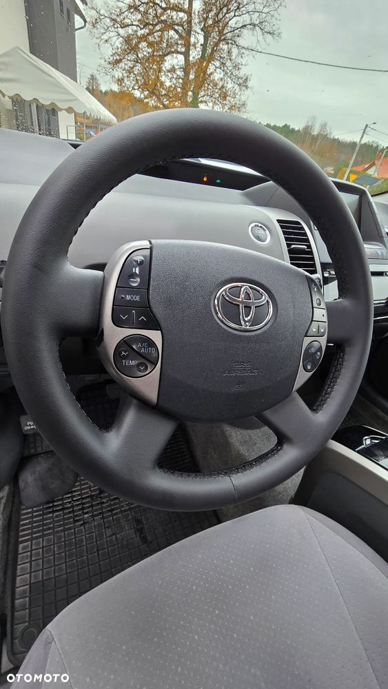 Toyota Prius 1.5 VVT-i Sol - 12