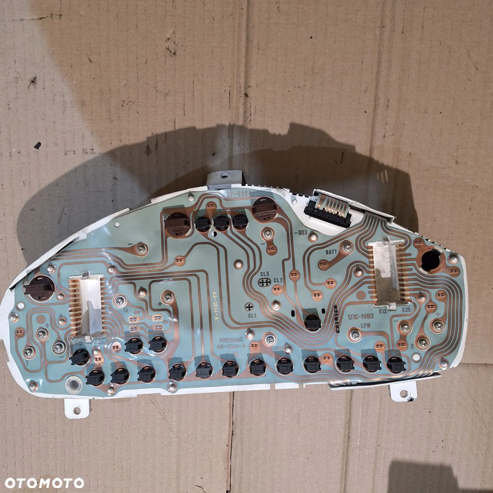 LICZNIK ZEGAR CARISMA 1.8 GDI MR381347 - 4