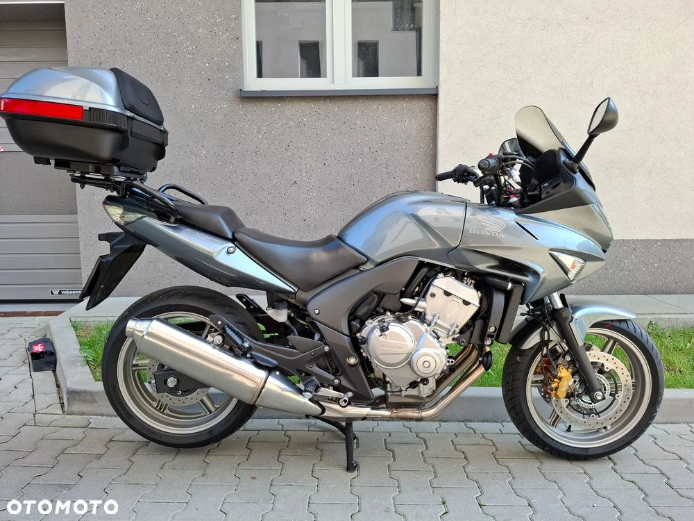 Honda CBF - 2