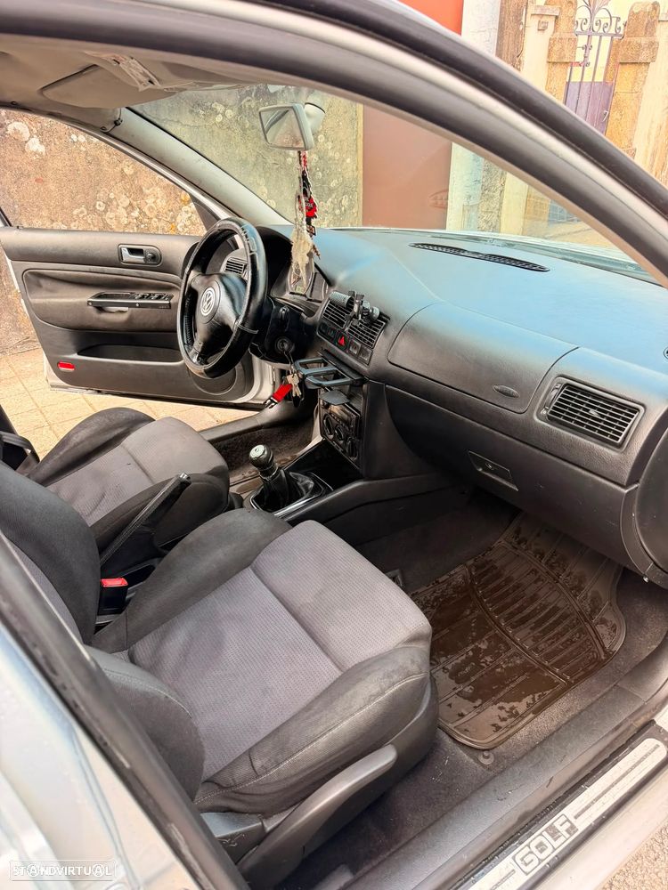 VW Golf 1.4i Confortline AC - 17