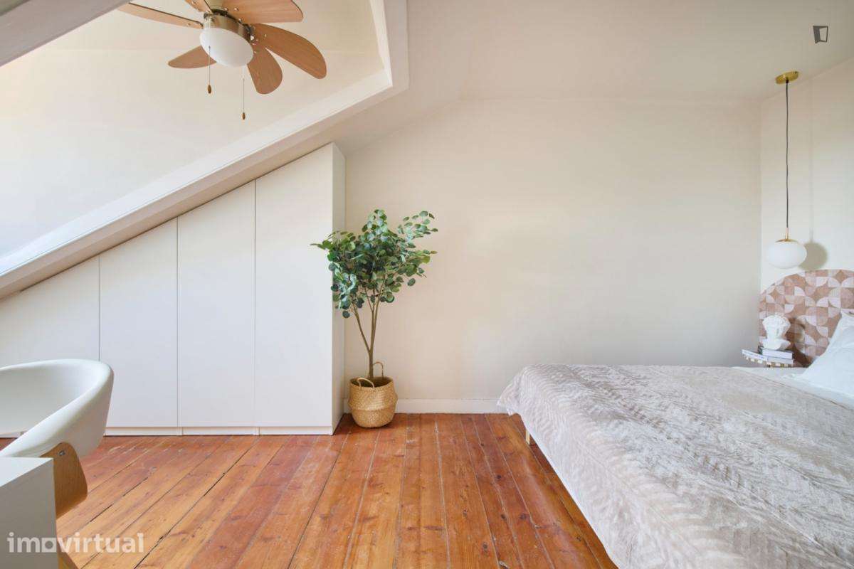 Quarto - localizado em Santos Lisbon - Grande imagem: 2/20
