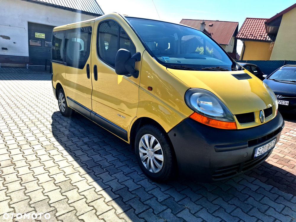 Renault Trafic - 2