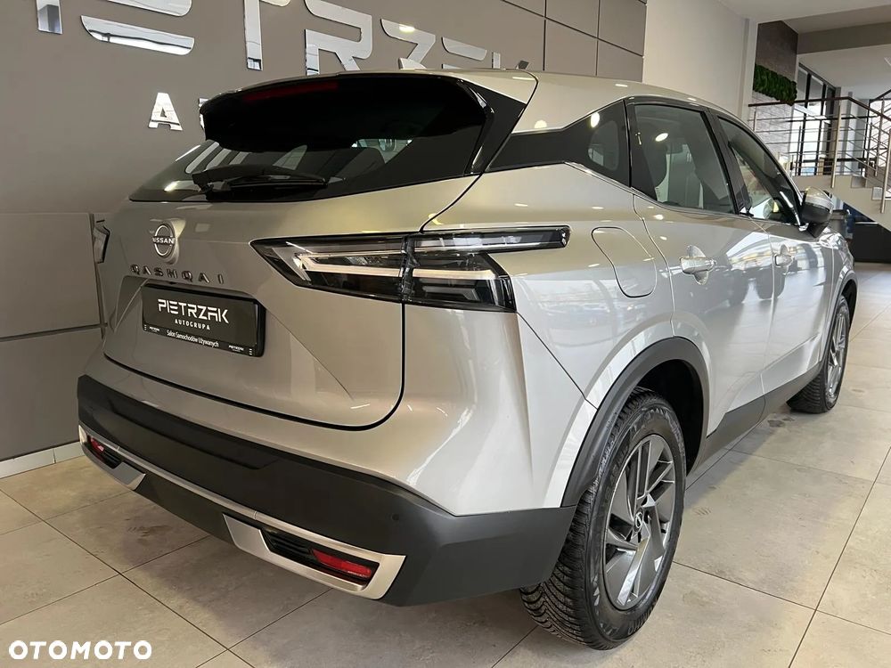 Nissan Qashqai 1.3 DIG-T Acenta DCT - 6