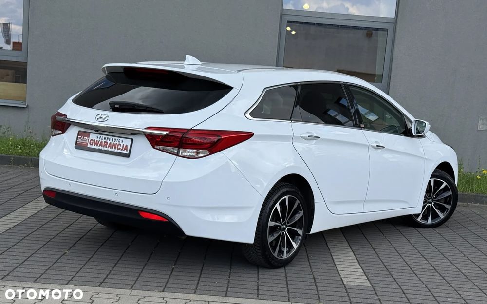 Hyundai i40 Kombi 1.7 CRDi DCT Premium - 9