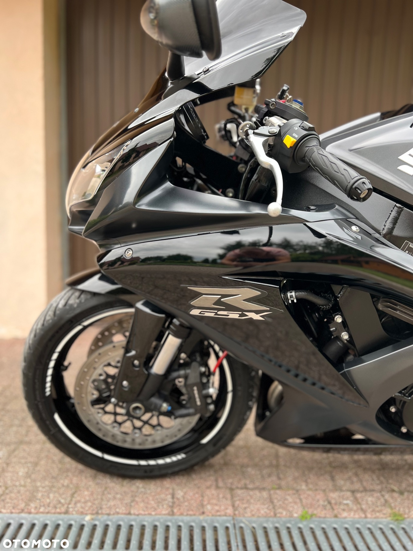 Suzuki GSX-R - 15