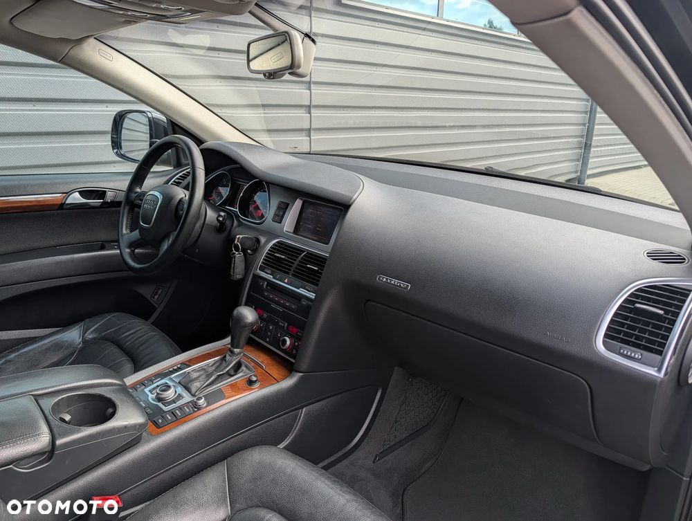 Audi Q7 - 12