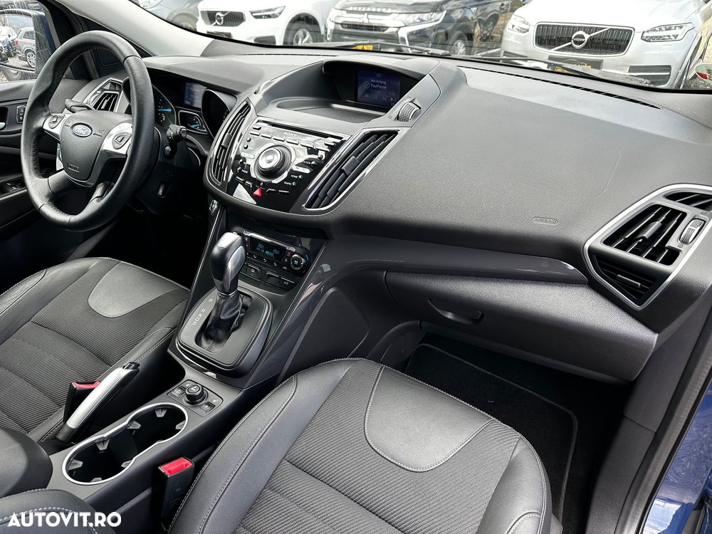 Ford Kuga 2.0 TDCi 4x4 Aut. Titanium - 6