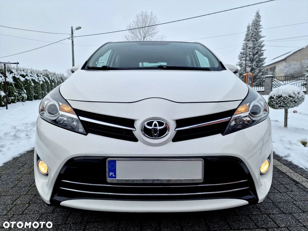Toyota Verso 1.6 Premium - 11