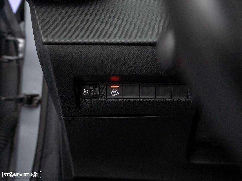 Peugeot e-208 50 kWh Active Pack — fotografia 18