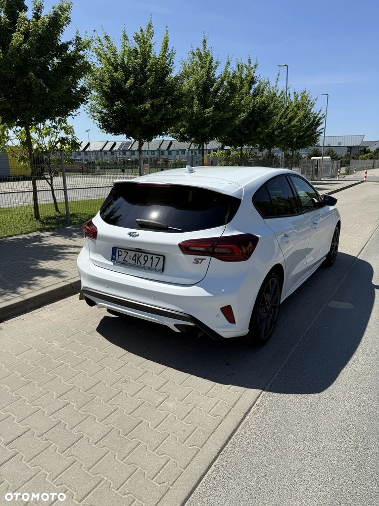 Ford Focus 2.3 EcoBoost ST X - 4