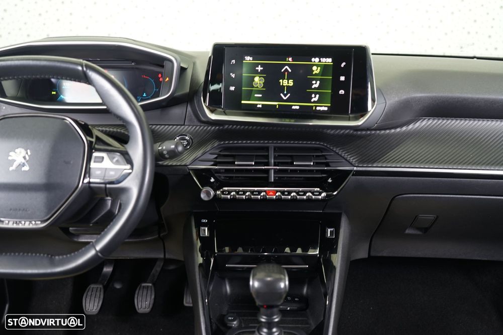 Peugeot 2008 1.2 PureTech Allure Pack - 29