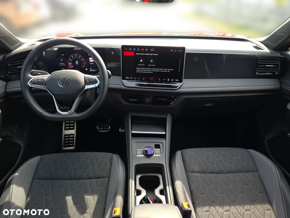 Volkswagen Tiguan - 16