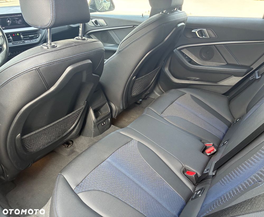 BMW Seria 1 118i M Sport - 10