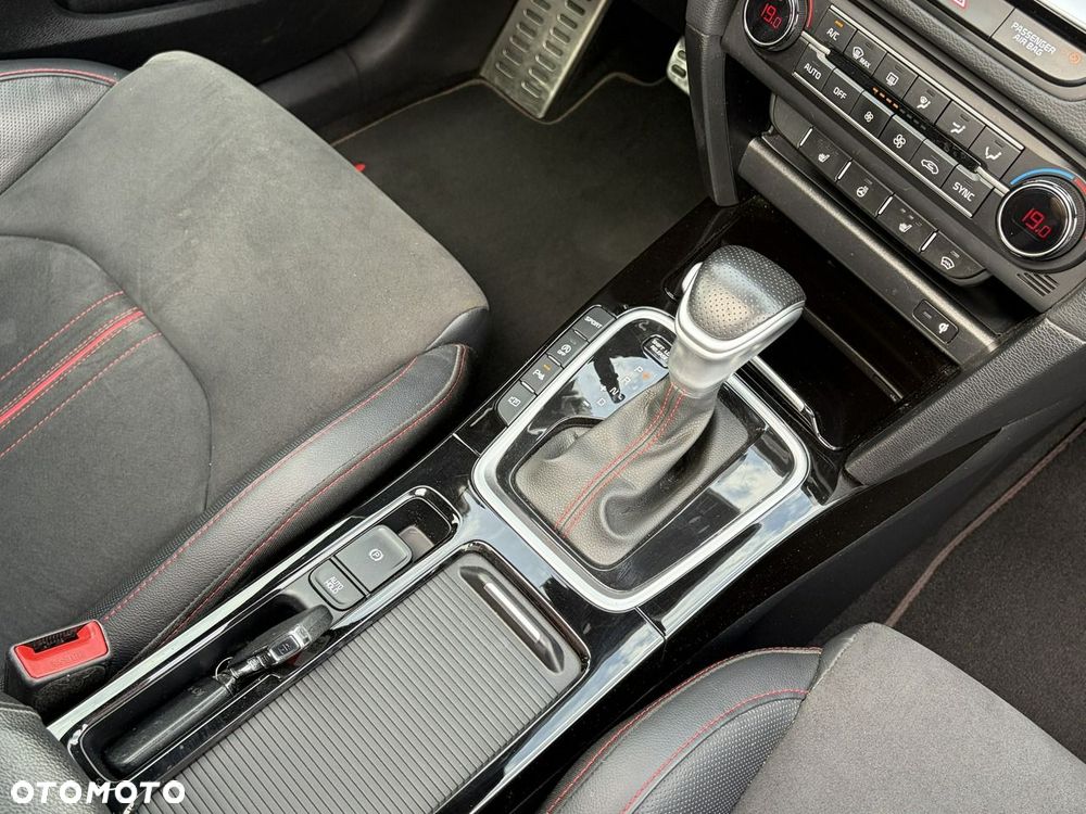 Kia ProCeed 1.6 T-GDI DCT7 OPF GT - 19
