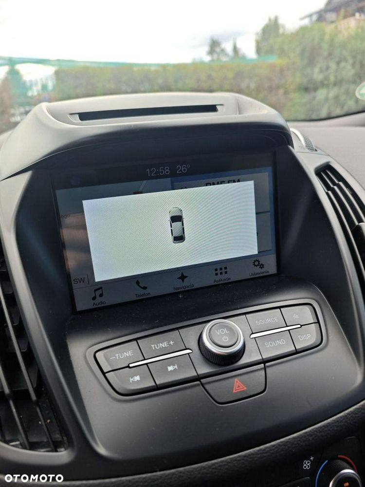 Ford Kuga - 10