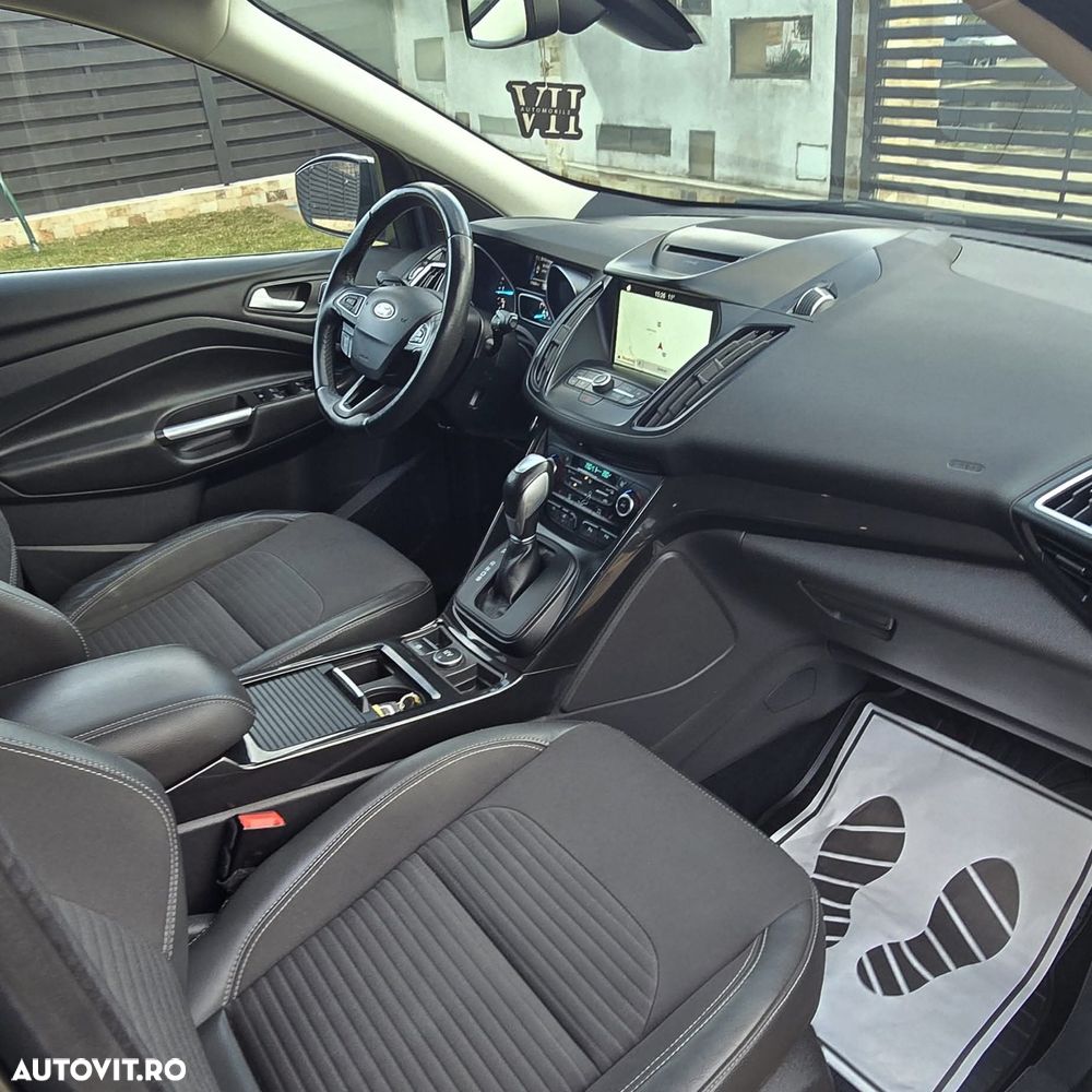 Ford Kuga 2.0 TDCi 4x4 Aut. Titanium - 24