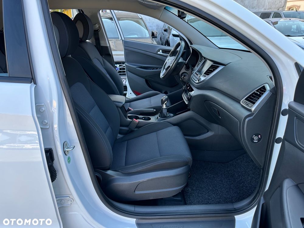 Hyundai Tucson 1.7 CRDI BlueDrive Comfort 2WD - 24