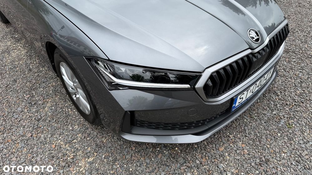 Skoda Superb 2.0 TDI SCR Essence DSG - 11