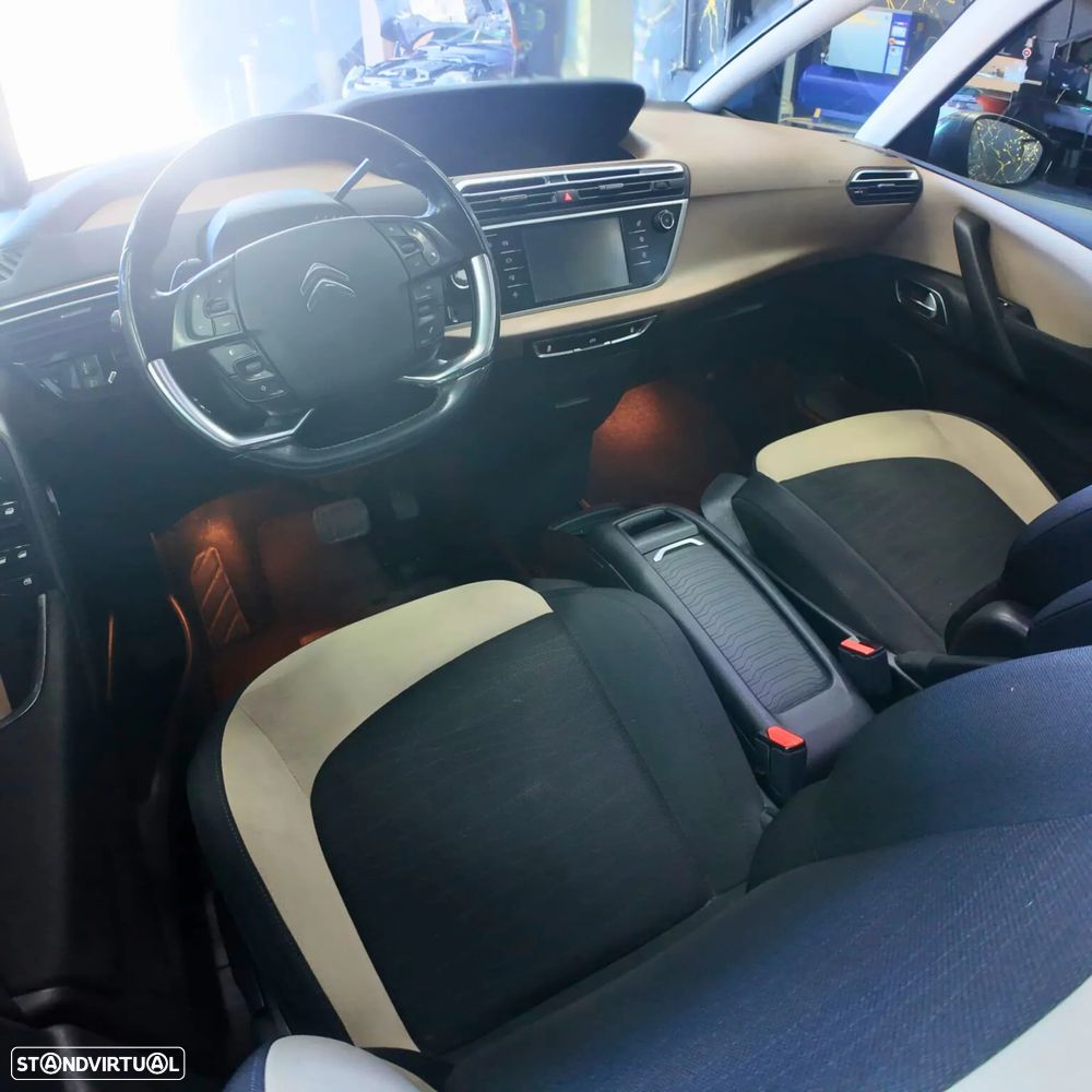 Citroën C4 Grand Picasso - 9