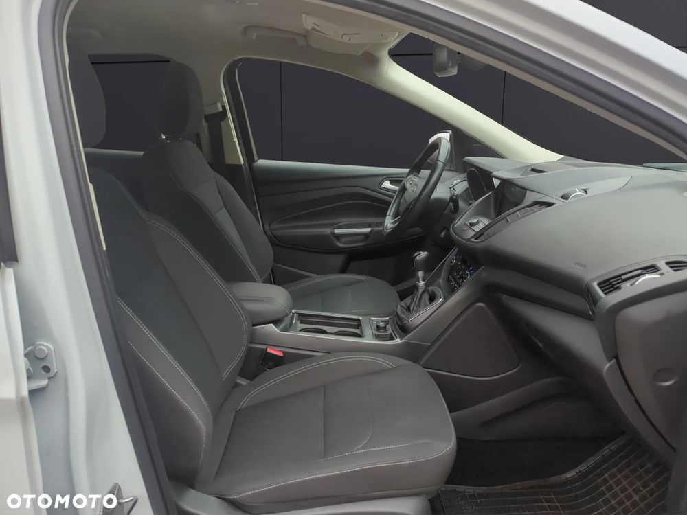 Ford Kuga 1.5 EcoBoost FWD Titanium ASS GPF - 10