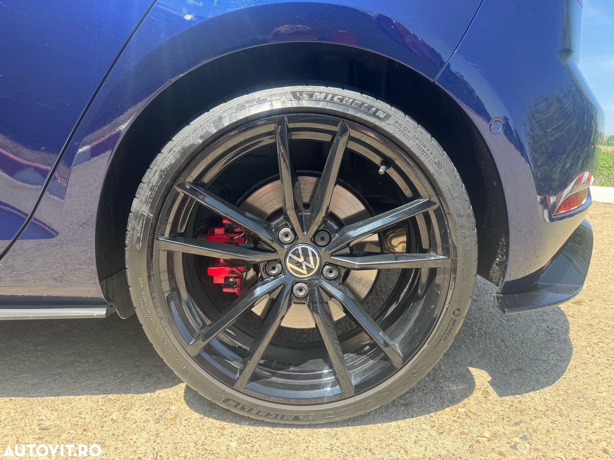 Volkswagen Golf 2.0 TSI DSG GTI Performance - 29