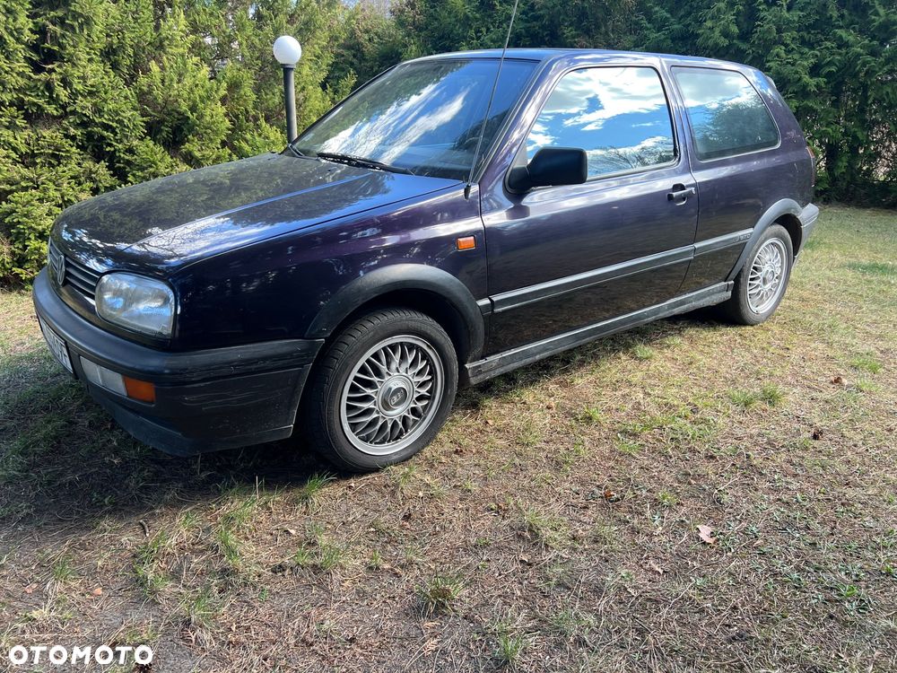 Volkswagen Golf 1.9 GTD TD - 2