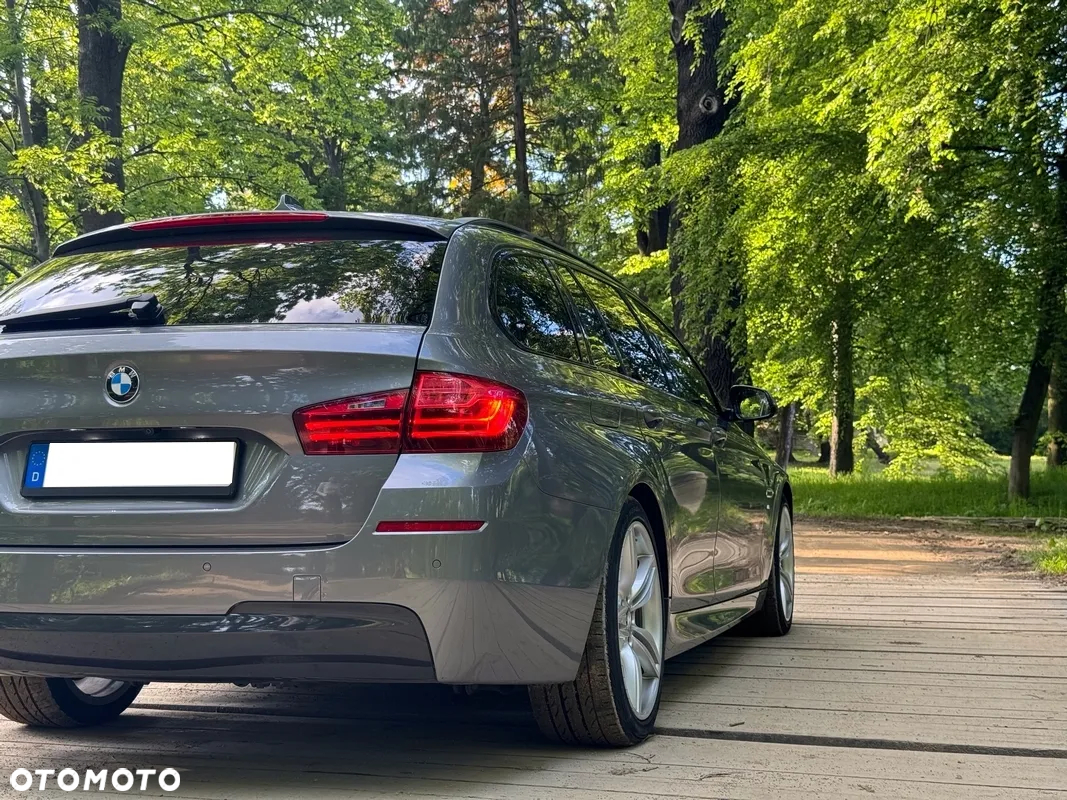 BMW Seria 5 530d Touring Sport-Aut - 12