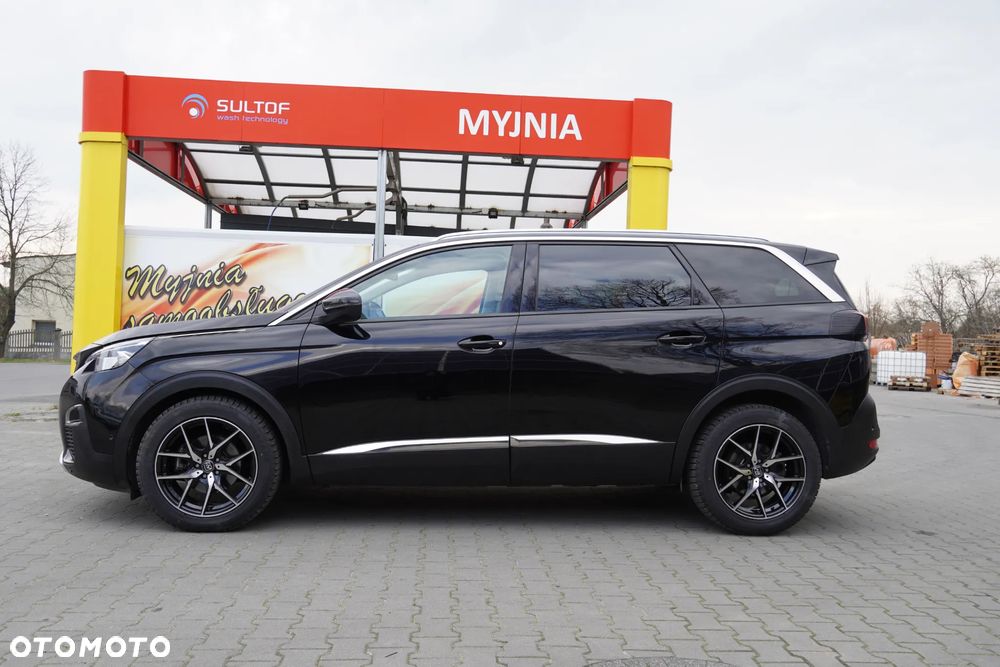 Peugeot 5008 1.6 PureTech Allure S&S EAT8 - 11