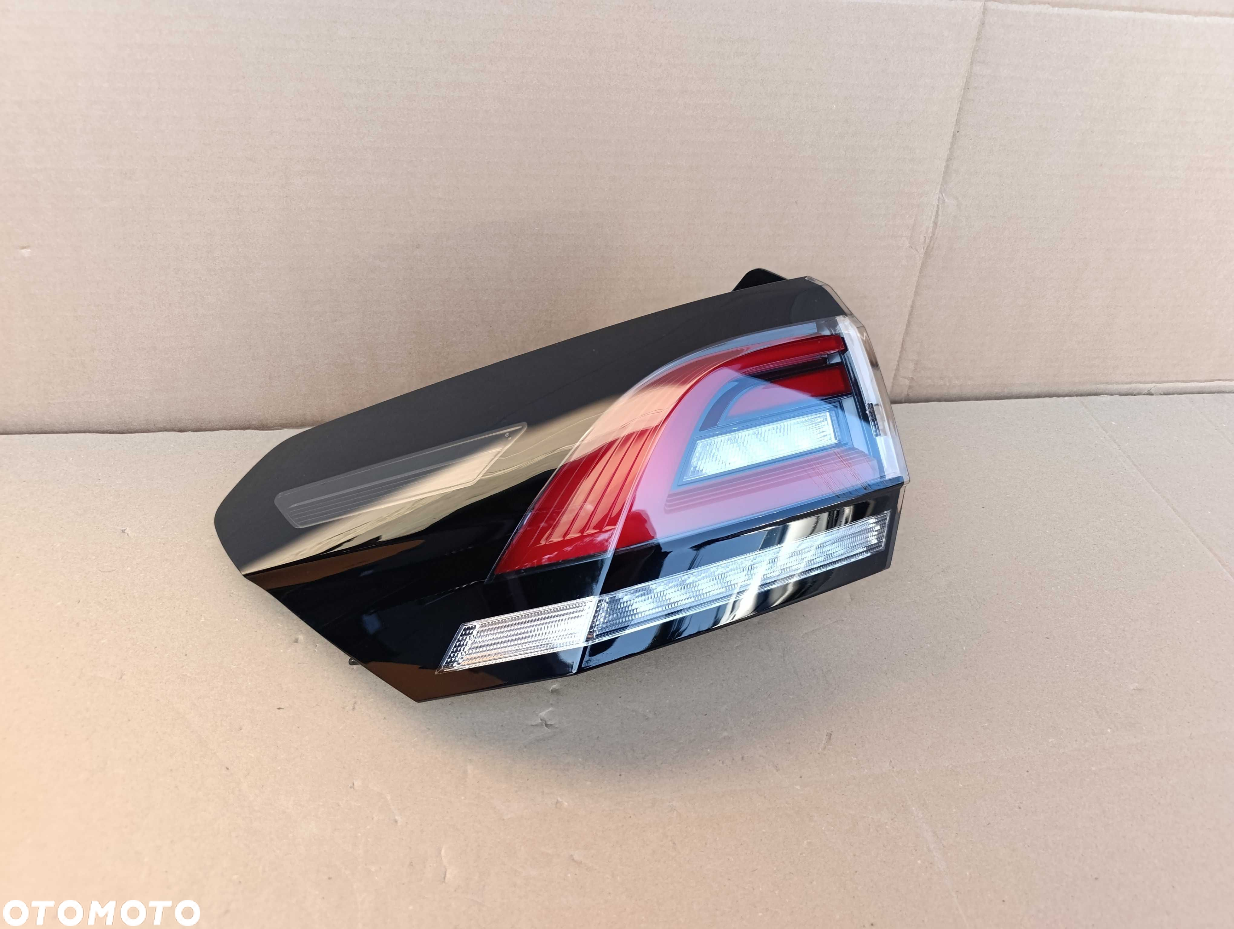 VW TAIGO 22- lampa lewa tył tylna oryginał idealna LED 2G7.945.095 - 4