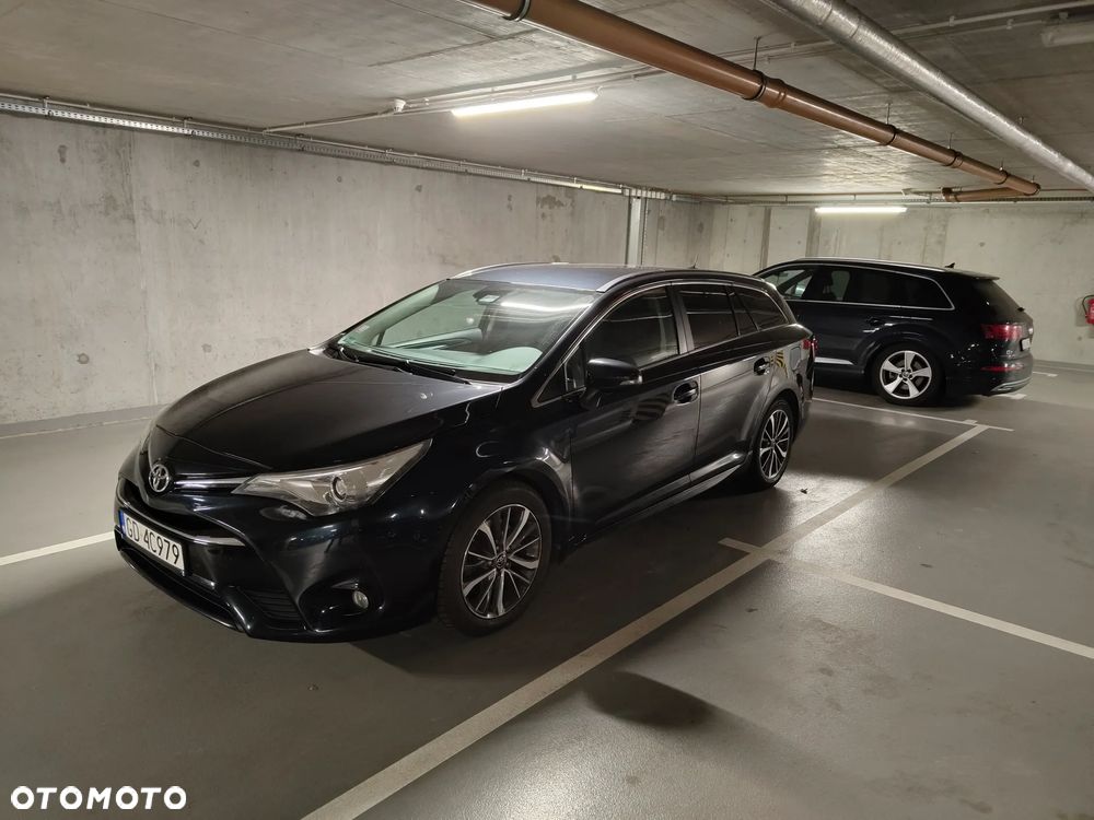 Toyota Avensis 2.0 D-4D Active Business - 1