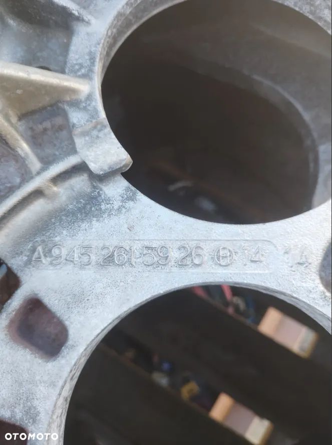 OBUDOWA SKRZYNI BIEGÓW G281-12 G330-12 ŚRODKOWA MERCEDES - 3