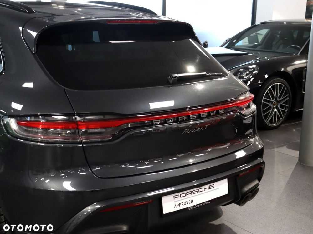 Porsche Macan T - 36