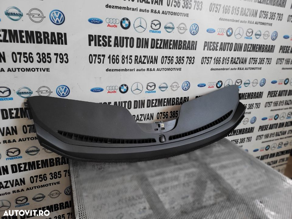 Ornament Superior Plansa Bord Ford Kuga 2 II An 2015-2020 Dezmembrez Ford Kuga 2 II Automat 4x4 - 2